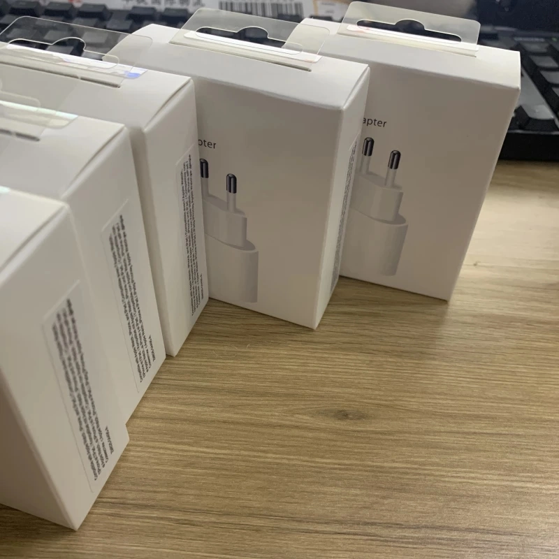Factory Price EU 20W Charger Adapter Us UK for iPhone Pd Charger Fast Charging for Apple 20W USB-C Power Adapter Quick Charger Au in Kr with Original Logo Box